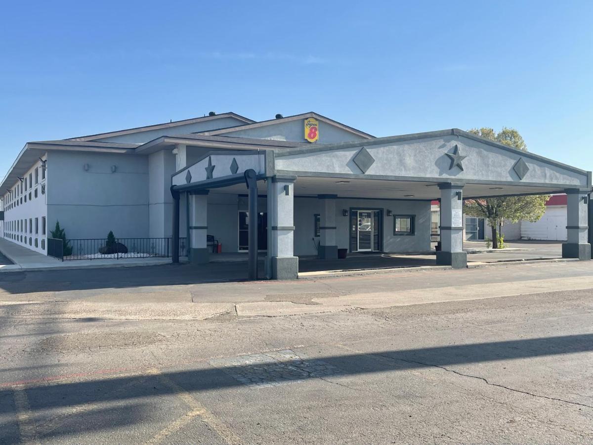 Super 8 By Wyndham Amarillo Central Tx Exterior photo