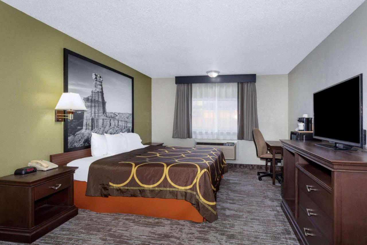 Super 8 By Wyndham Amarillo Central Tx Exterior photo
